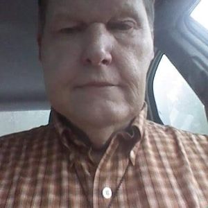 Meet your Posher, Carl